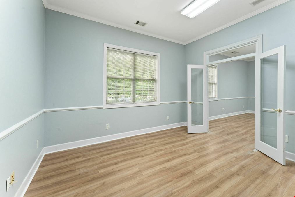 3535 Roswell Rd