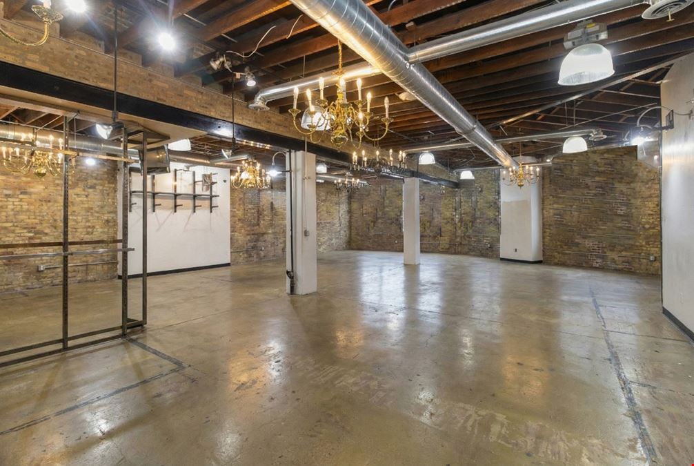 2950 W. Fullerton Ave | For Lease
