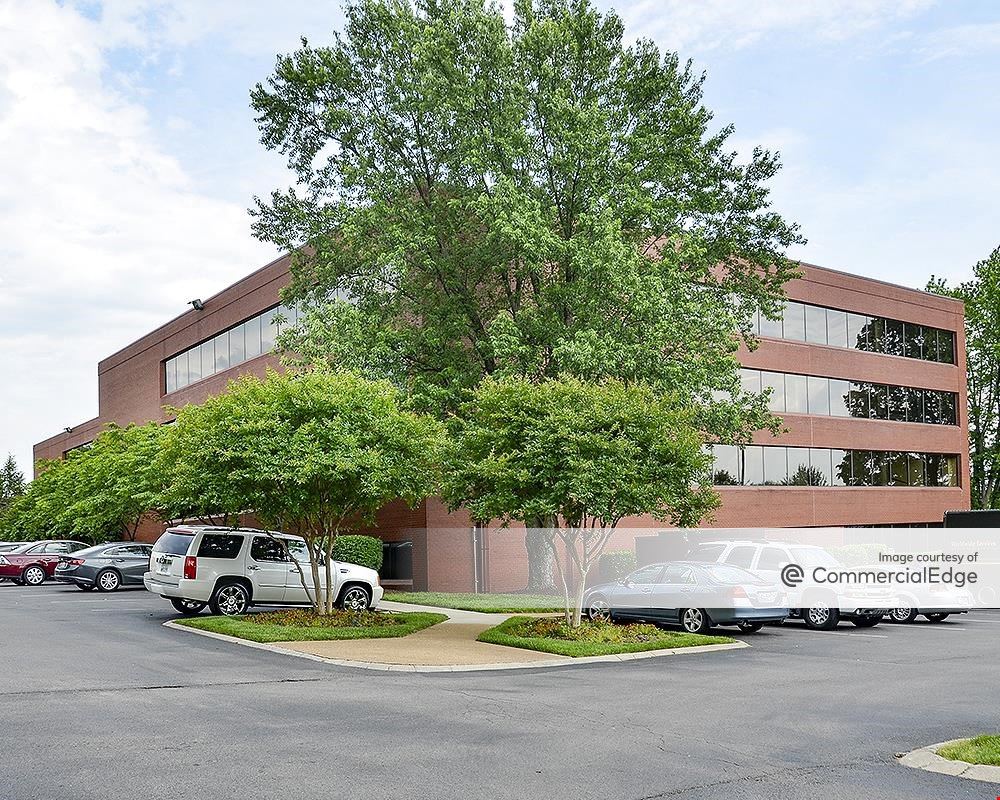 Maryland Farms Office Park - Parklane Building