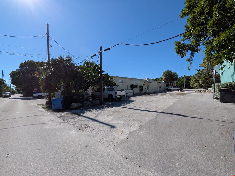 82681 Overseas Hwy, Islamorada, FL 33036