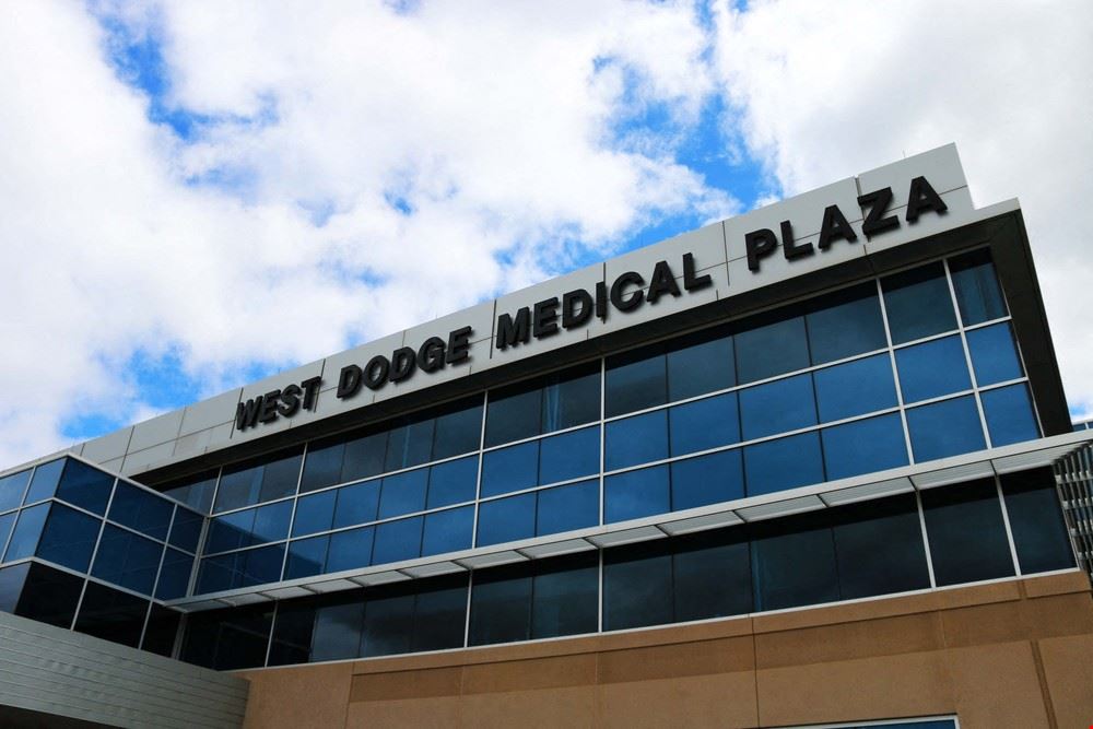 515 N 162nd Avenue - West Dodge Medical Plaza