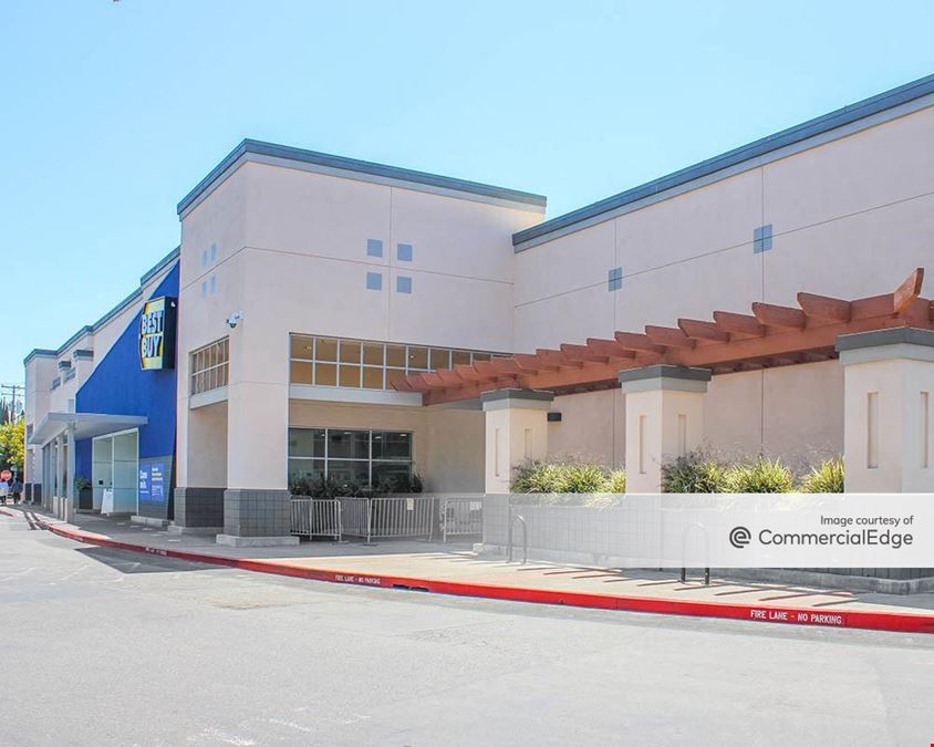 789 East El Camino Real