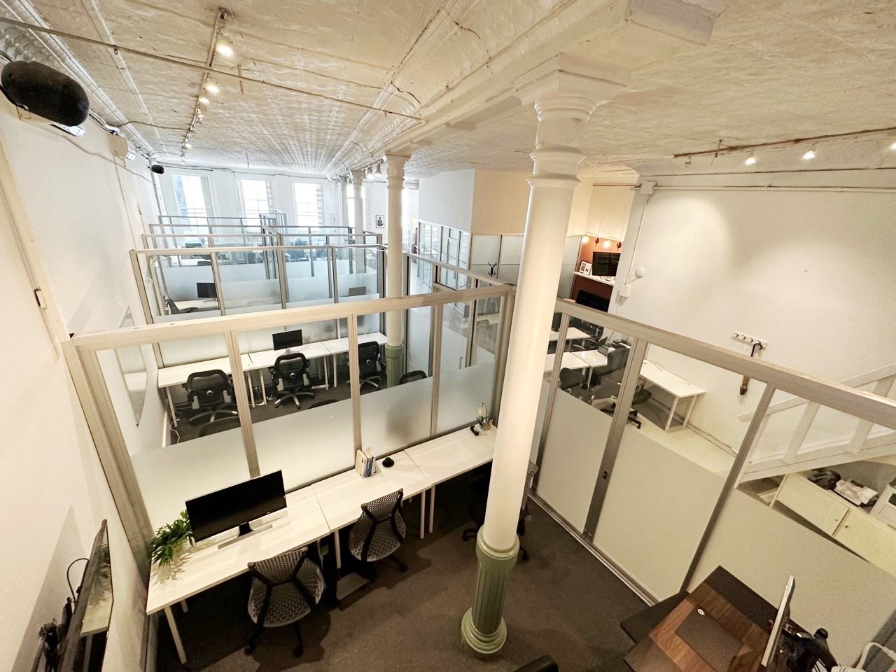 833 Broadway