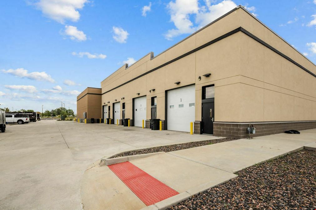 806 Salida Way