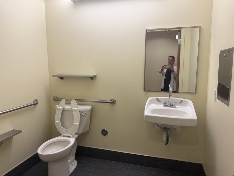 DIAMOND RIDGE CENTER