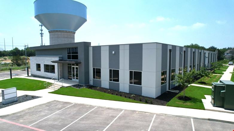 Preview of Office space for Rent at 4306 De Zavala Rd
