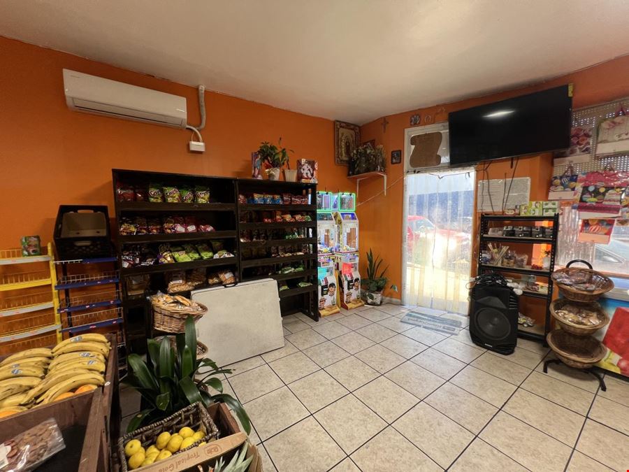 4071 S Main Street Property