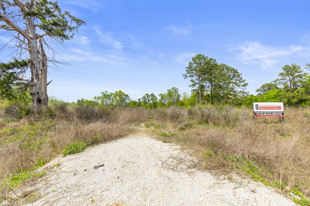 2.5 Acre Land HWY 105