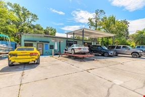 635 Carswell Ave