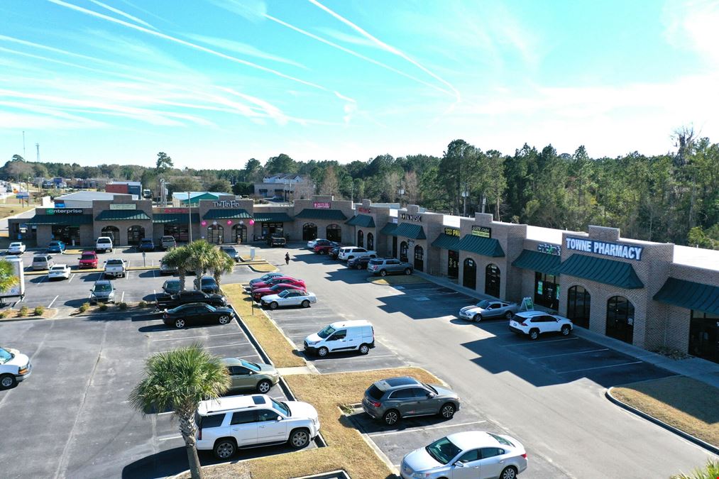 McCall Plaza | Inline Retail Space Available | For Lease