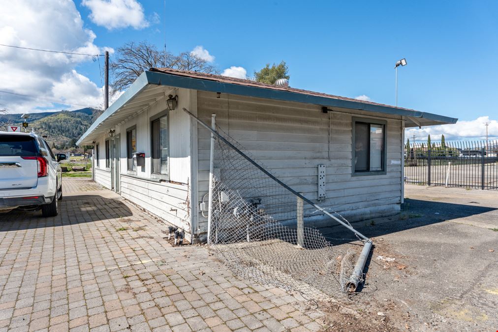Nearly New Industrial Property on Acreage