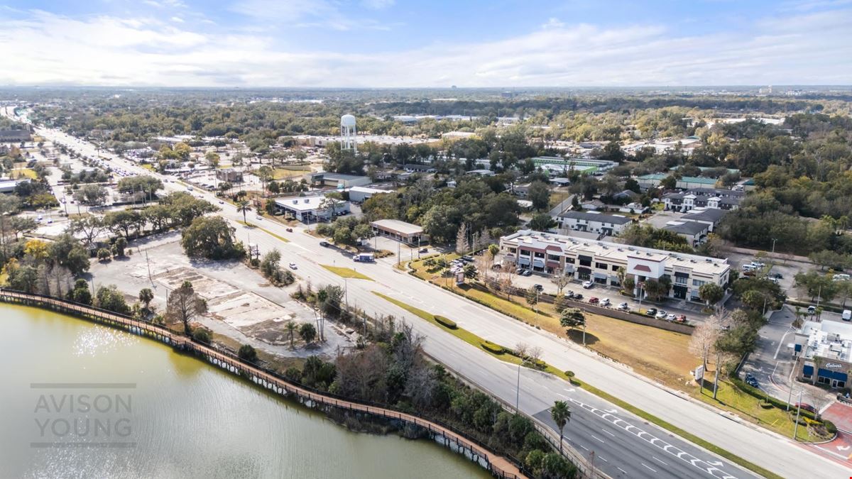 Cambridge Oaks Plaza