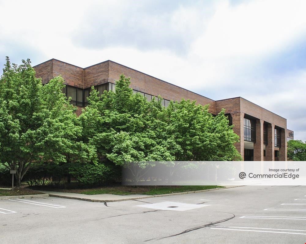 Oak Hollow Gateway - 24800 Denso Drive