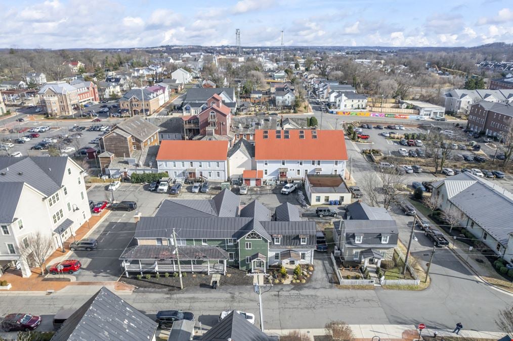 Downtown Leesburg Investment Retail Center