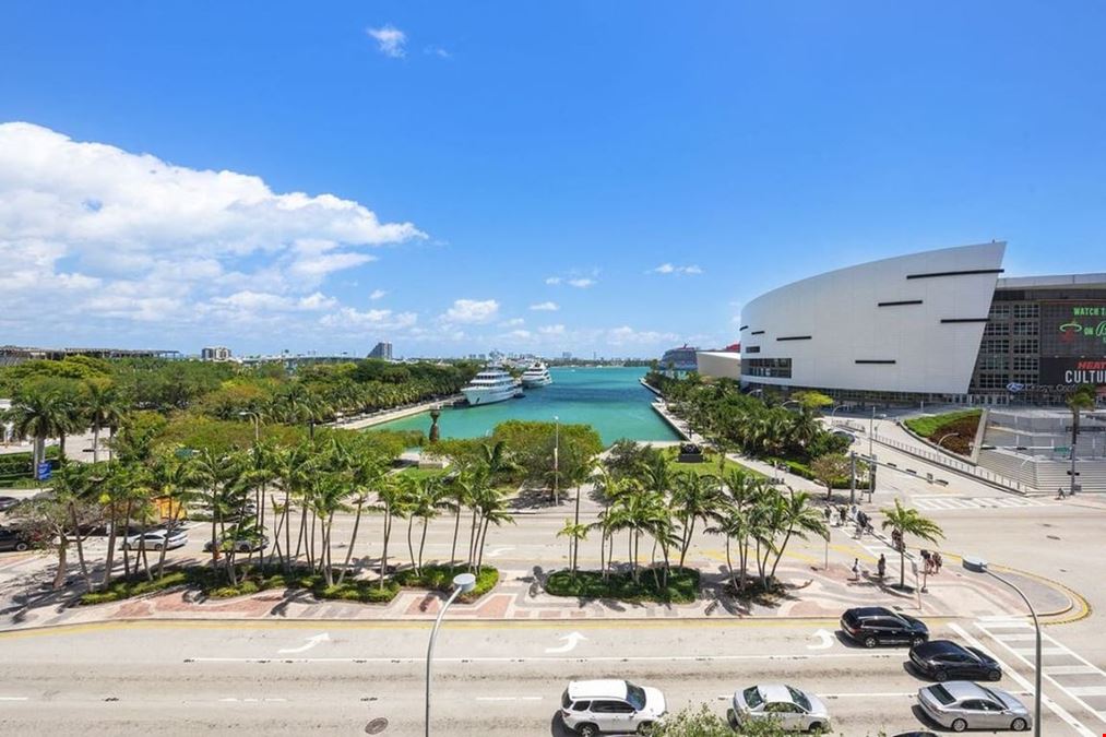 Nimbler Spaces - 888 Biscayne Boulevard
