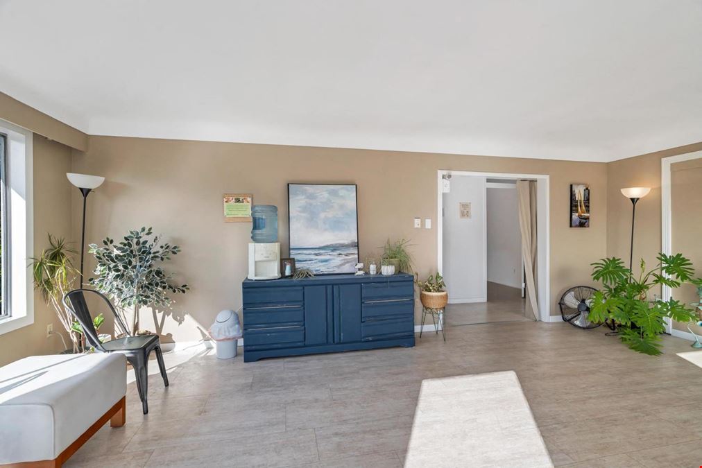 385 Lagoon Road