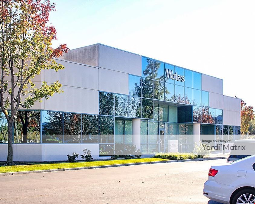 Hacienda Business Park - Britannia Business Center II - 5720 Stoneridge Drive