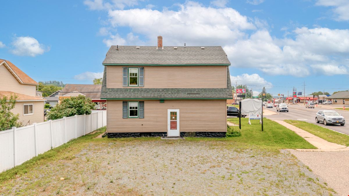 212 E Margaret St