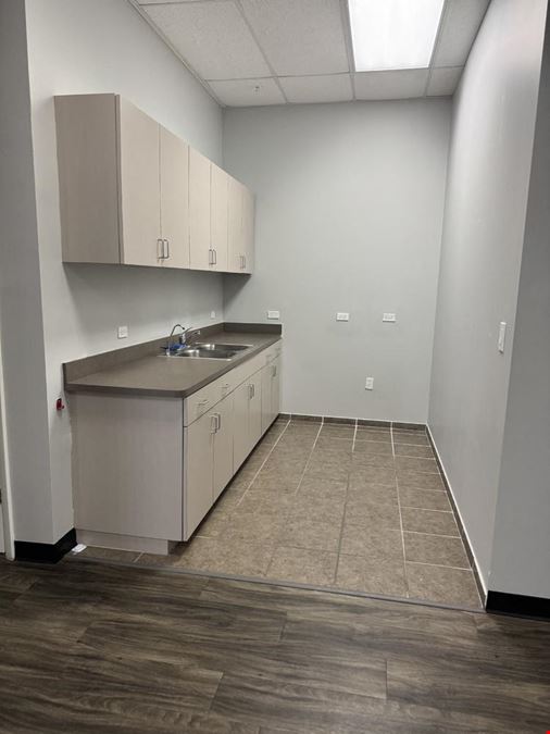 Office/Retail For Lease!!