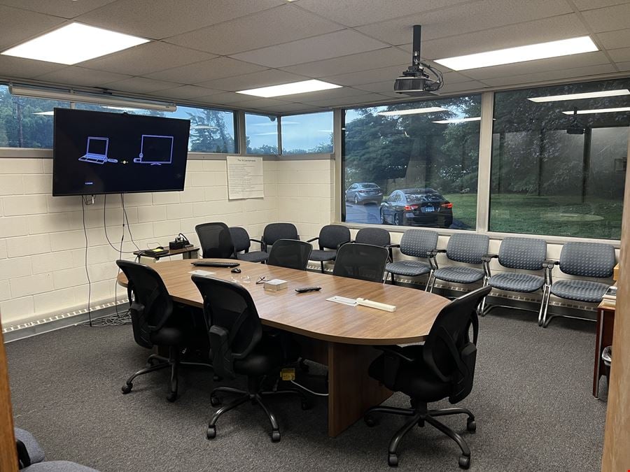 14,994 SF Industrial Building