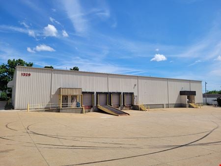 Preview of Industrial space for Sale at 1329 E Archwood Ave