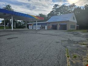 1049 N Main St