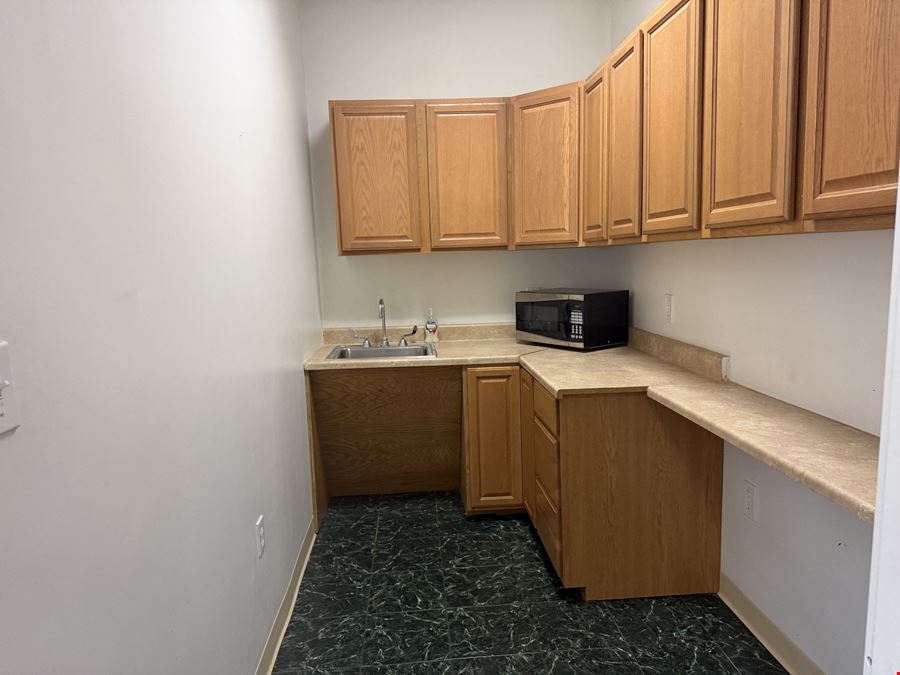 1815 Horace Ave-Office