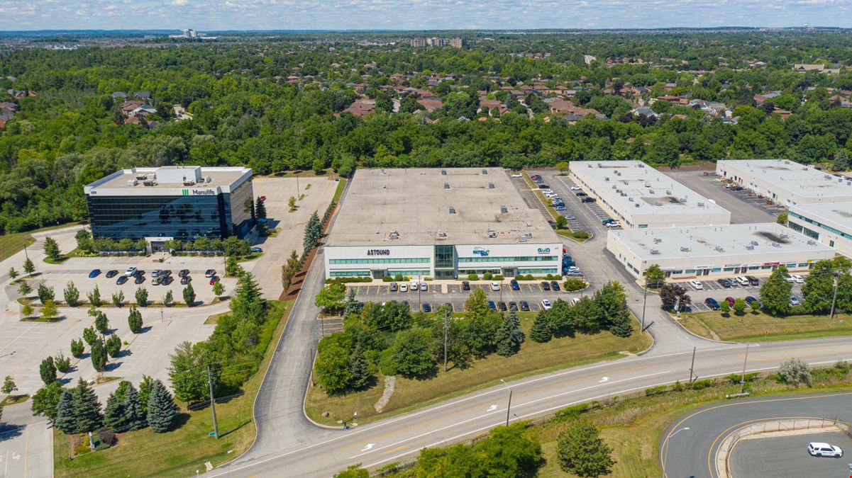 1215 North Service Road W