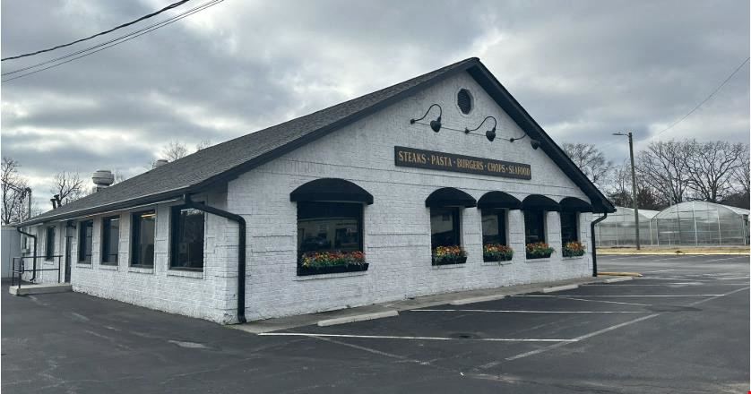 Full Service Restaurant Opportunity: Sale/Lease