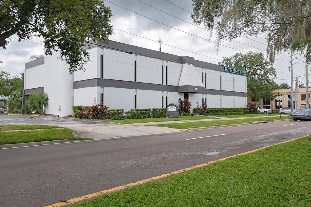 Professional Office Suite For Lease