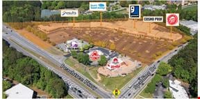 Peachtree Parkway Plaza