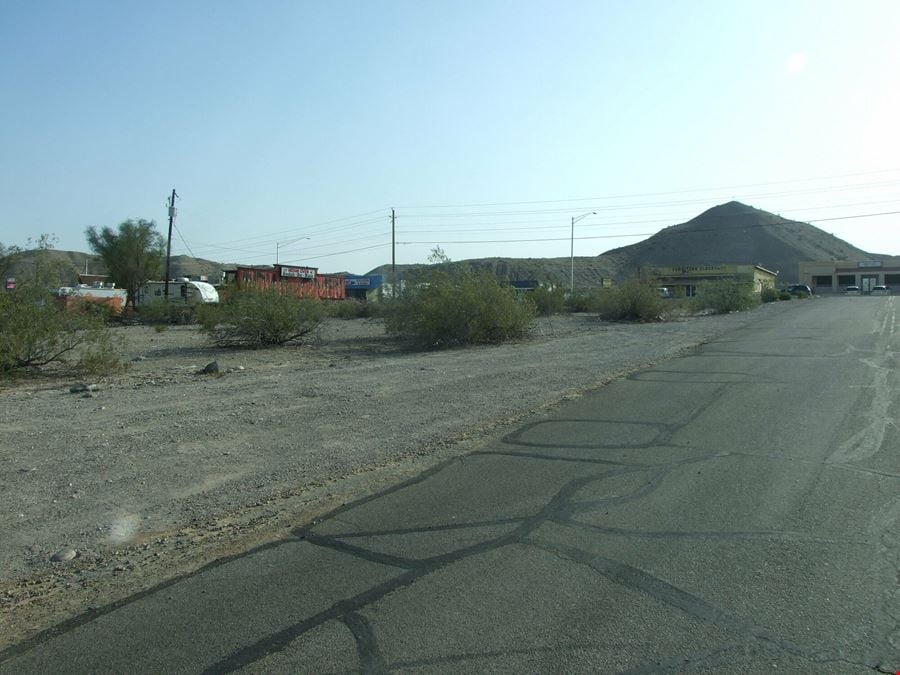 Highway 95 Corner Lot