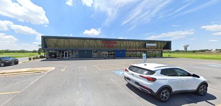 Preview of commercial space at 5006 East Expressway 83