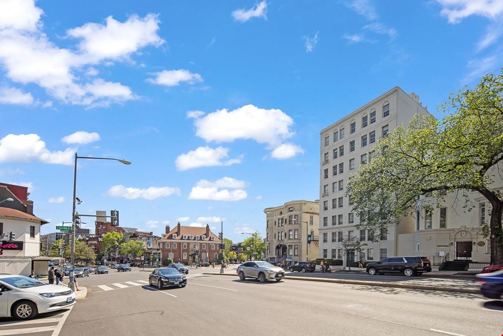 Oxford Apartments (1808 Connecticut Avenue NW)
