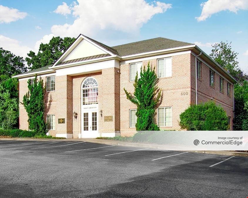 Palladian Professional Park on Shallowford