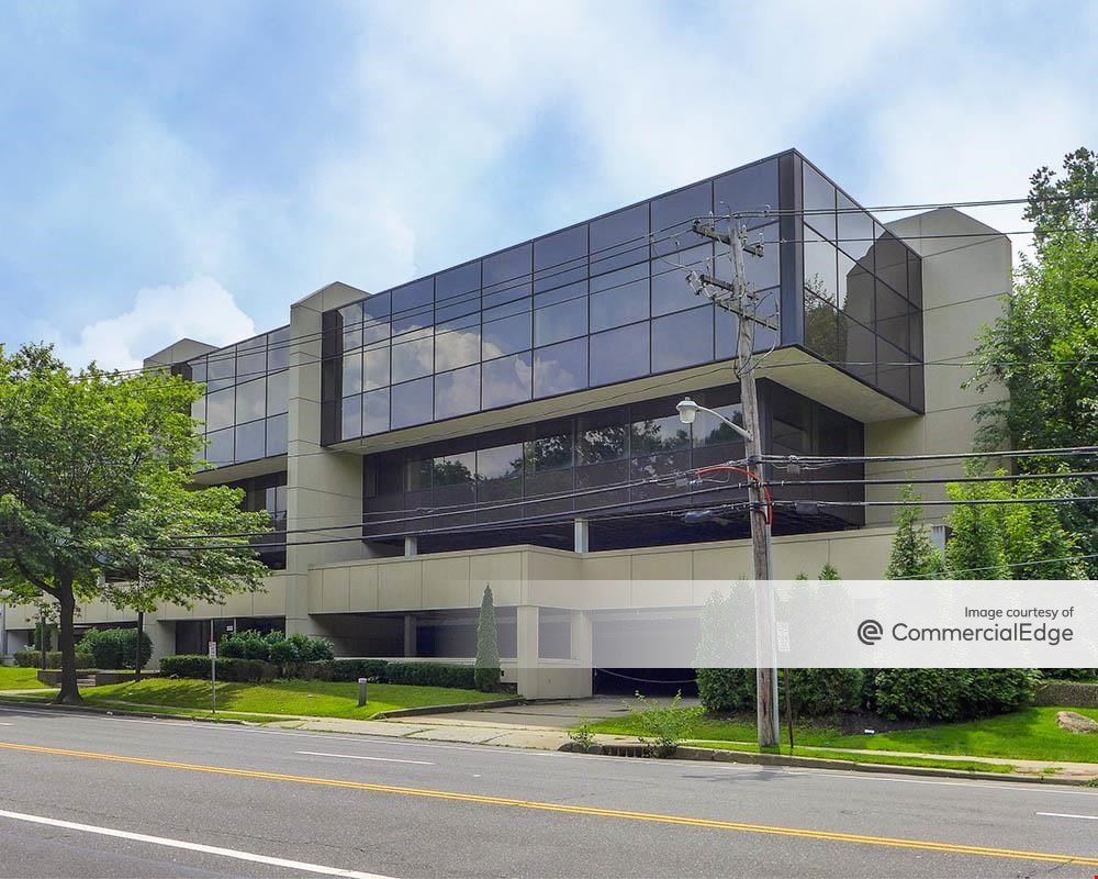 111 East Shore Road