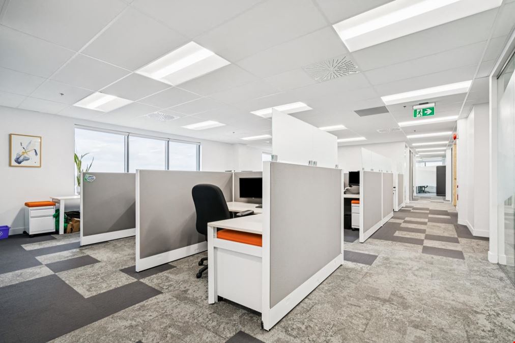 101, boulevard Roland-Therrien