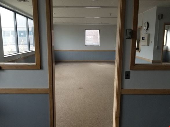 Preview of Industrial space for Rent at 1414 East State Street