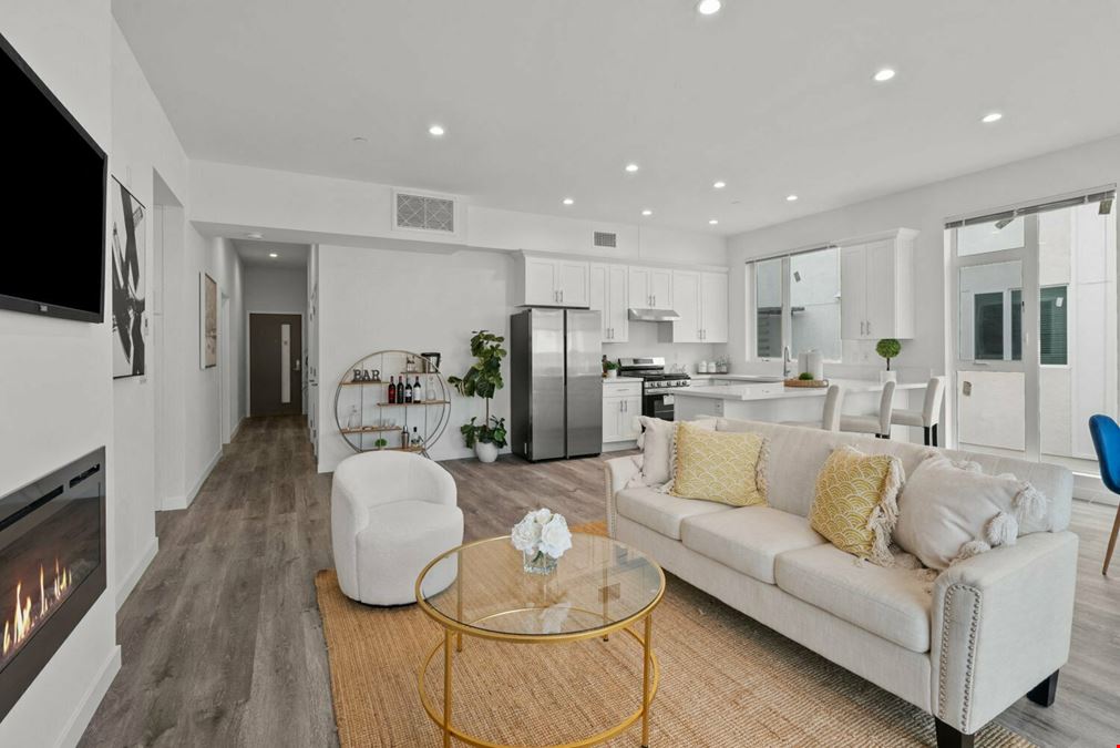 5114 Cahuenga Apartments