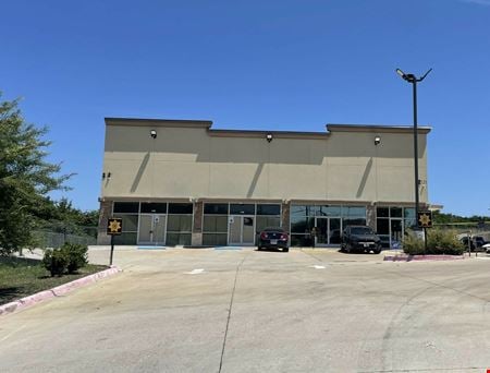 Preview of Retail space for Rent at 2531 W Ledbetter Dr