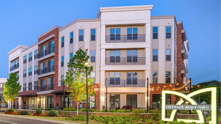 ±943-1,010 SF New Mixed-Use Retail Opportunities | Greenville, SC
