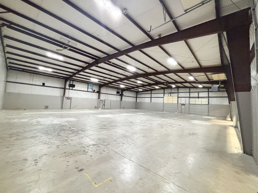 13,500 to 26,000 SF Office/Warehouse for Lease