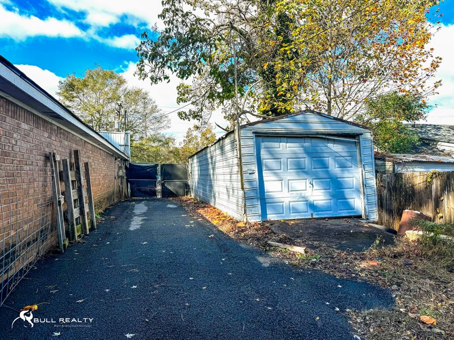 East Cobb Office/Flex Site | For Lease