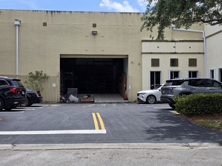 Cantel West Unit for Sale