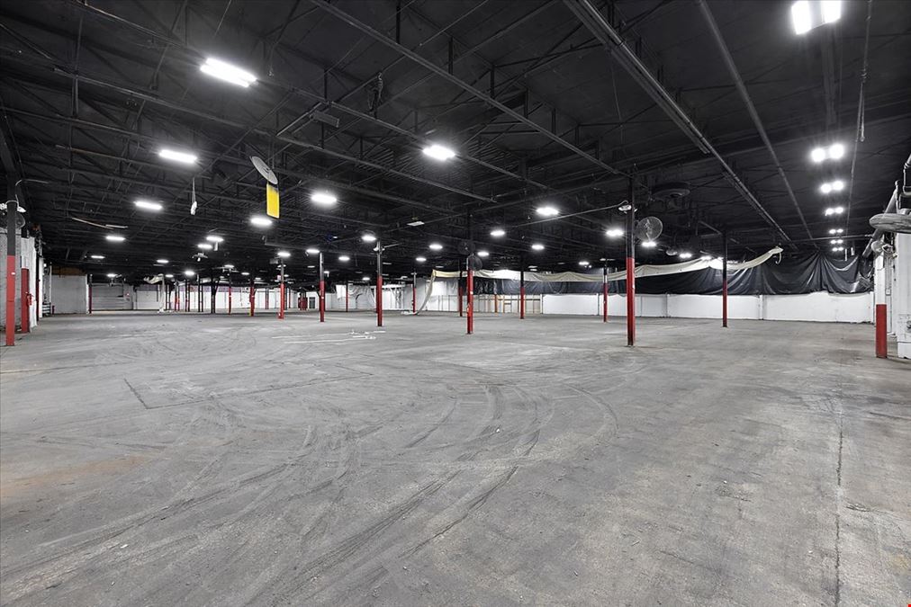 Versatile Industrial/ Flex/ Warehouse and Storage Facility