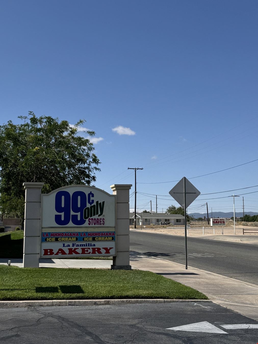 Main Street Plaza