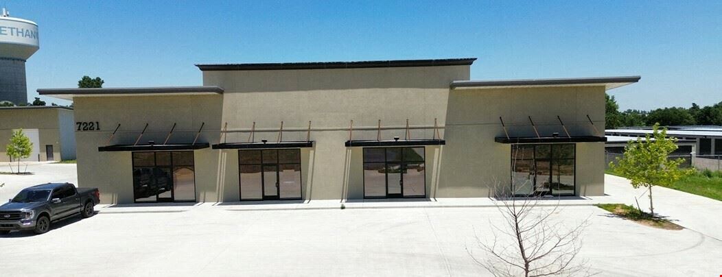 Carlson Business Park - Retail