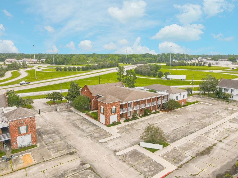 Extremely Visible Opportunity adjacent to Planned Redevelopment