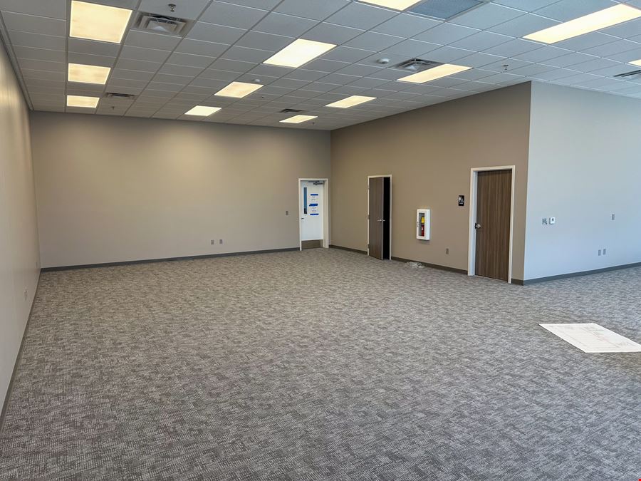 Valley Crest Commerce Center