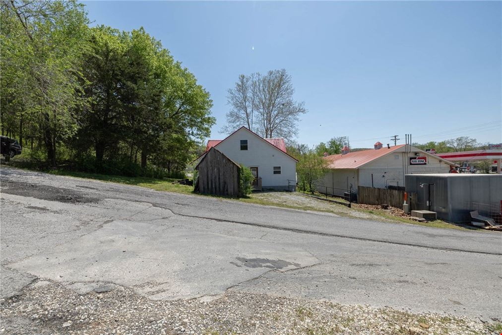 505 E Main St